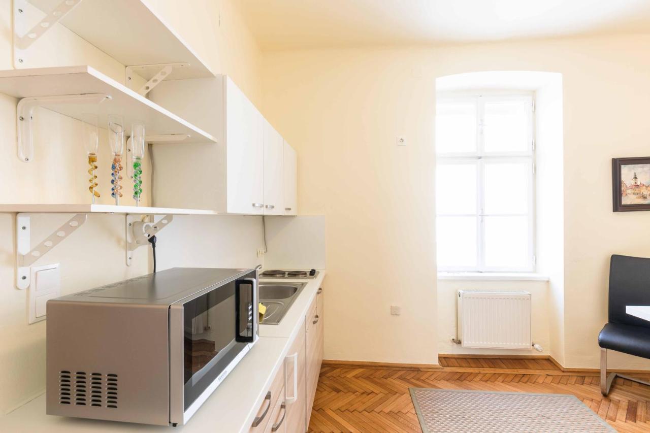 Ferienwohnung Klangturm Im Zentrum Sankt Poelten Eksteriør billede